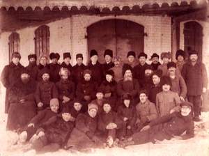 Купцы г. Починки с помощниками
